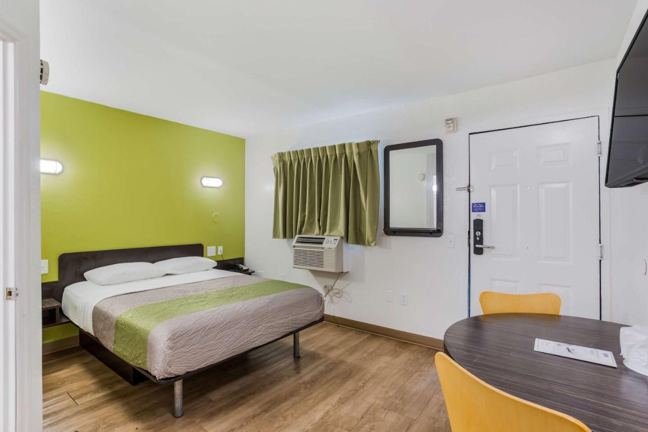 Motel 6-Jacksonville, Fl - South Esterno foto