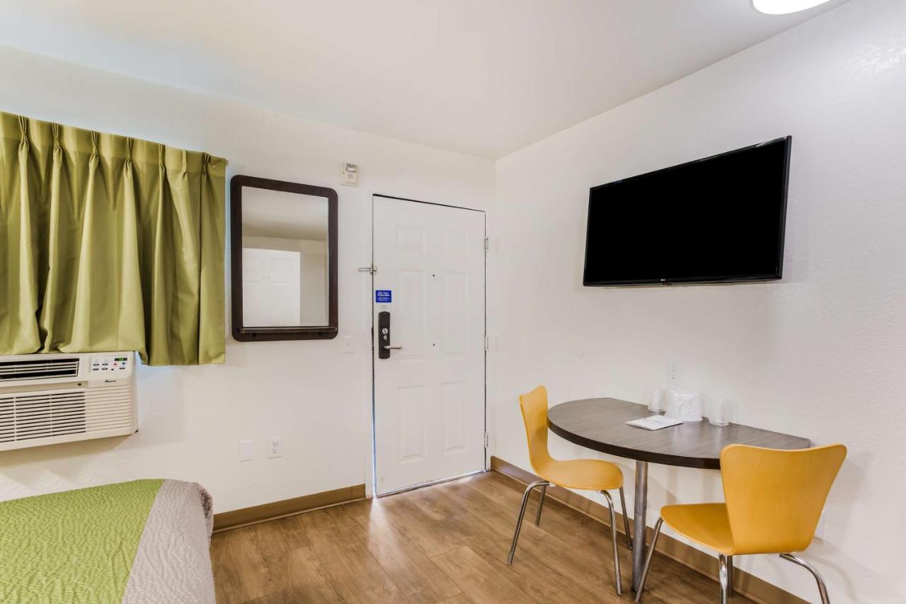 Motel 6-Jacksonville, Fl - South Esterno foto